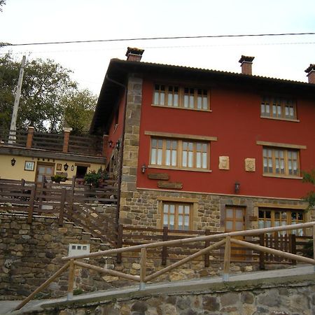 La Portiella Hostal Bueres Exterior foto